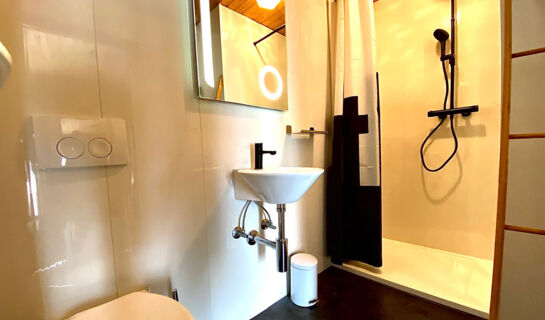 HÔTEL RESTAURANT LES CERNETS VAL-DE-TRAVERS Les Verrières