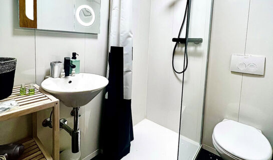 HÔTEL RESTAURANT LES CERNETS VAL-DE-TRAVERS Les Verrières