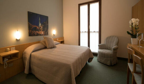 HOTEL CRIMEA Chiavenna (SO)