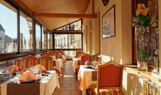 HÔTEL DES TROIS MAURES Couches