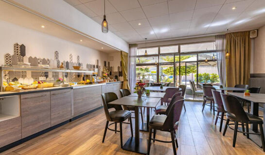 HÔTEL LE COURS Saint-Gilles du Gard