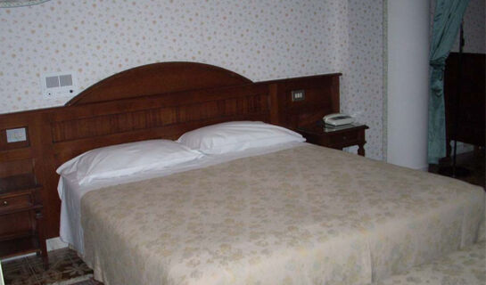 HOTEL CRISTALLO Chianciano Terme (SI)