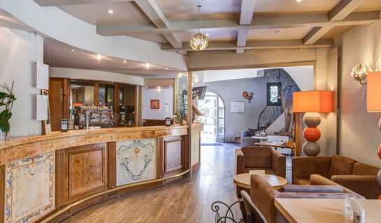 LES BARTAVELLES HOTEL RESTAUTANT & SPA Crots