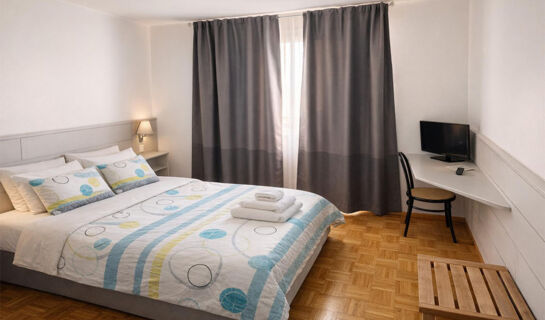 HÔTEL LA CROISÉE NEUCHÂTEL Malvilliers