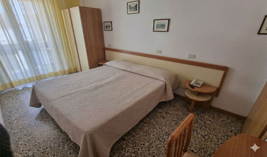 HOTEL CONTI Torre Pedrera (RN)