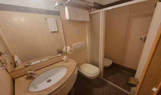 HOTEL CONTI Torre Pedrera (RN)