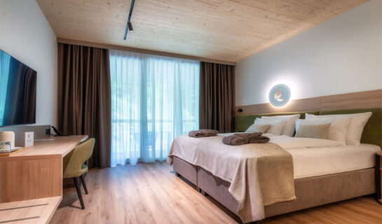 NATURE HOTEL SNOVIK Laze v Tuhinju