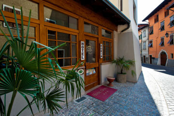 HOTEL DORIA (B&B) Nago-Torbole