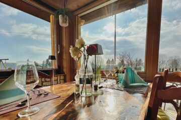 HÔTEL RESTAURANT LES CERNETS VAL-DE-TRAVERS Les Verrières