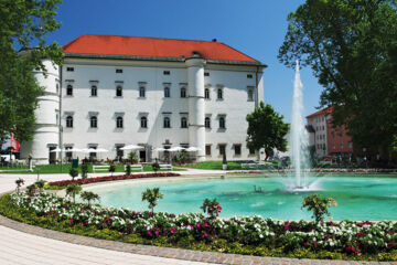 FAMILIENHOTEL TREBESINGERHOF Trebesing