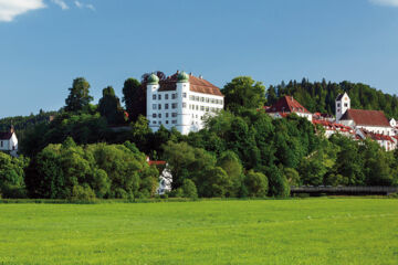 HOTEL HOFGUT HOHENKARPFEN Hausen ob Verena