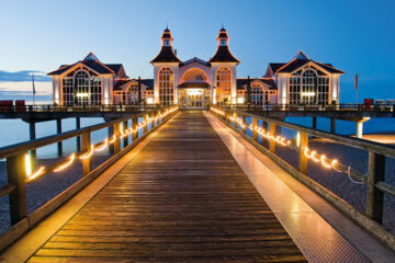 MEERBLAU · HOTEL · RÜGEN Sellin