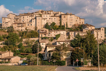 BORGO SAN VALENTINO HOTEL DIFFUSO Casteldilago