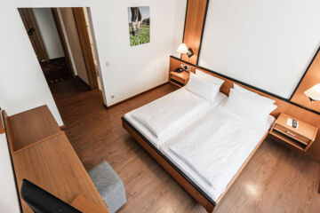 LANDIDYLL HOTEL ZUM ALTEN SCHLOß Kirchensittenbach