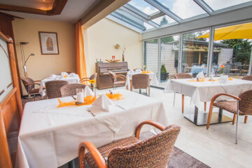 HOTEL & RESTAURANT MECKLENBURGER HOF Brüel