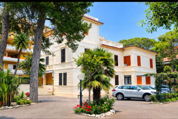 HOTEL VILLA PINA (B&B) Senigallia (AN)