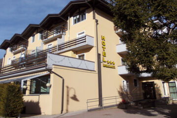 HOTEL DOLOMITI Levico Terme (TN)